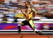 鉴定玉石用盐水最简单方法,简单的玉石鉴定真假的方法？