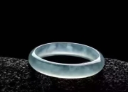 玉手镯的功效和作用,佩戴和田玉手镯的好处有什么？