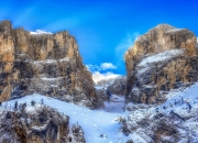 带银子可以去湿气吗,银手镯一般戴在左手还是右手?有什么好处？