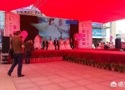 男人戴玉镯好不好,男朋友特黏人是好还是不好？