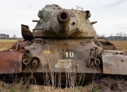 制作玉石手镯,人们怎样才能鉴别玉石手镯的优劣？