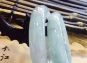 翡翠手镯泡水一年后,为什么要给翡翠手镯泡水？