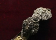 刘晓庆帝王绿手镯,有没有连刘晓庆都买不起的珍藏文玩？