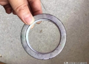 玉镯冰种值多少钱,这玉镯值多少钱？怎么样？