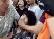 20万的玉镯什么样子,摔碎30万手镯事件，是炒作吗？