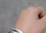 手镯的款式有几种,金银手镯都有哪些经典款式？