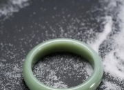 玉镯子哪种最好,哪种和田玉手镯是最好的？