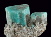 天宝石的功效与作用,天河石的功效与作用分别是什么？哪位了解？