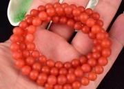 南红冰飘花什么档次,南红以珍贵为名，其珍惜之处究竟是什么？