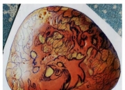 天然大化石原石图片,你喜欢彩色的天然奇石吗？