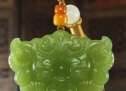 玉中带黄好不好,和田玉中黄口料和黄玉有什么区别？