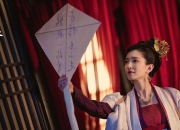 木那翡翠原石特点,木那翡翠皮壳厚没有表现可以赌吗？