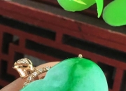 翡翠戴久了变化图,天然A货翡翠佩戴久了绿色会变淡吗？