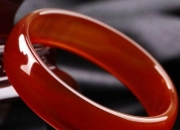 上海和田玉交易市场,老人说市场上卖的玉都是假的对吗？