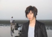 方炯镔的出生日期_方炯镔的生辰八字