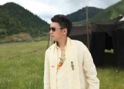 根呷的出生日期_根呷的生辰八字