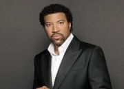 Lionel Richie的出生日期_Lionel Richie的生辰八字