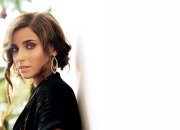 Nelly Furtado的出生日期_Nelly Furtado的生辰八字