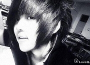 小贱的出生日期_小贱的生辰八字