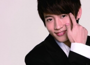 卫兰的出生日期_卫兰的生辰八字