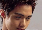 张敬轩的出生日期_张敬轩的生辰八字