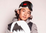 苏翊鸣的出生日期_苏翊鸣生肖属什么的？_苏翊鸣的生辰八字