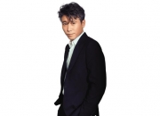 李乃文的出生日期_李乃文生肖属什么的？_李乃文的生辰八字