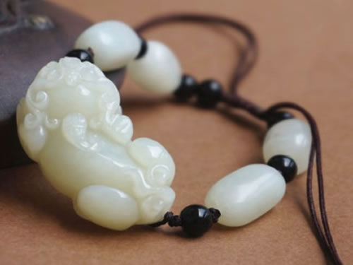 小宝宝脚底有痣是大福大贵之相吗