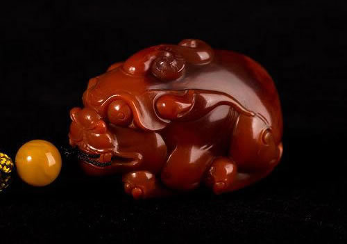 1999城墙土和什么命婚配好 涧下水命的很适配