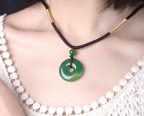 办公室风水摆什么水晶球好