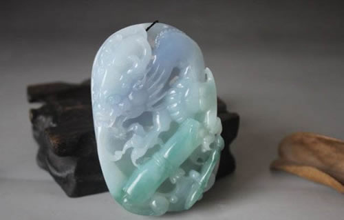 老人去世戴红绳的讲究