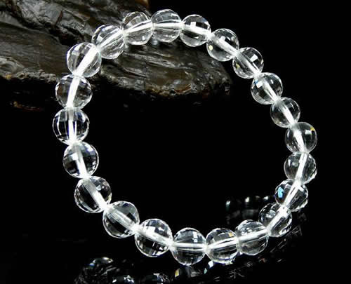 白水晶适合什么人带