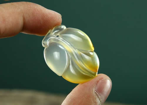 冰彩玉髓是什么