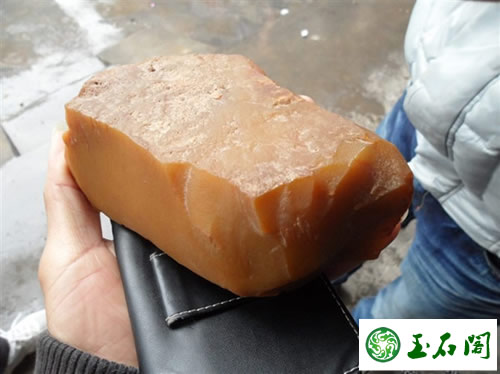 天然黄蜡石原石图片大全