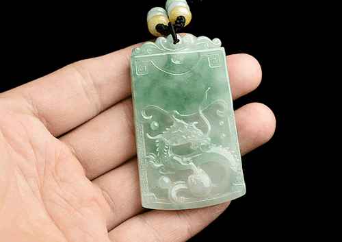 玉牌佩戴的禁忌？玉牌佩戴注意什么