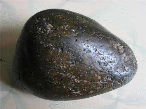 和田墨玉原石图片大全