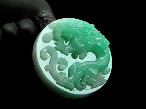 中国出产翡翠吗? 中国出产翡翠吗?