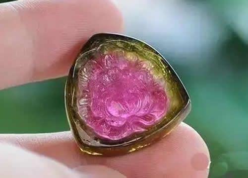 碧玺什么颜色最值钱 碧玺什么颜色最贵