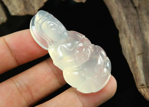 简单来说玉和玉髓的区别