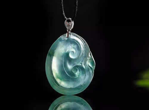 喜欢翡翠的名人 喜欢翡翠的名人