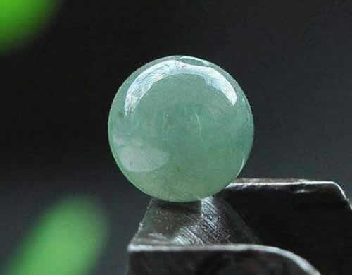 怎样鉴别翡翠的好坏 怎么分辨