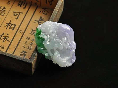 什么样的翡翠用女友合适? 什么样的翡翠用女友合适?