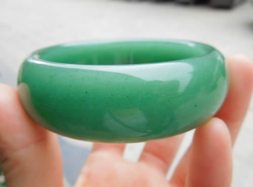 东陵玉是什么？东陵玉价格贵吗？