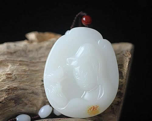 和田玉为什么会有男戴观音女戴佛的说法 和田玉为什么会有男戴观音女戴佛的说法