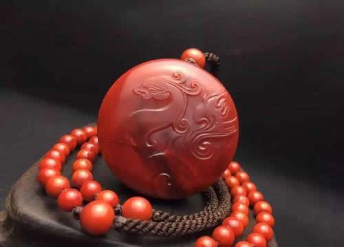 南红与藏传文化的关系