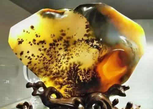 黄龙玉怎么样才是好的？