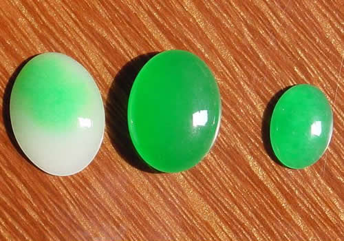 1250921B0CU-1.jpg 玉和翡翠有什么区别?