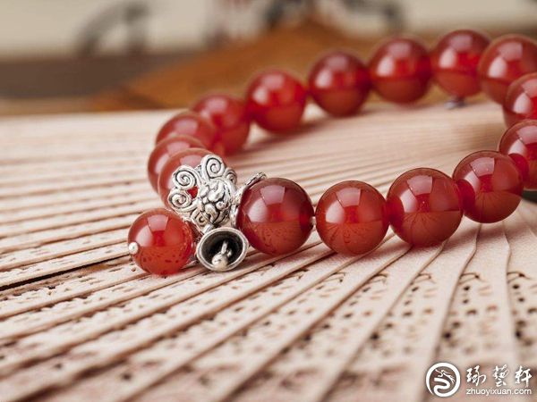 玉髓和玛瑙两者是什么关系?