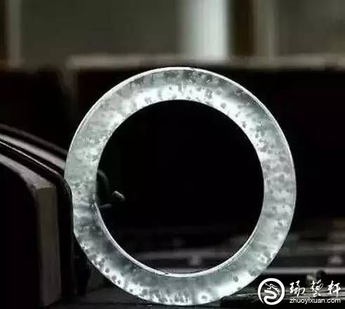 翡翠有这几种瑕疵会增值？