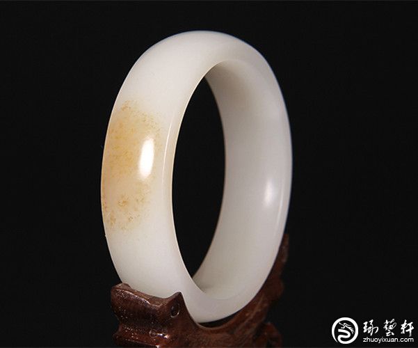 购买和田玉手镯的注意事项